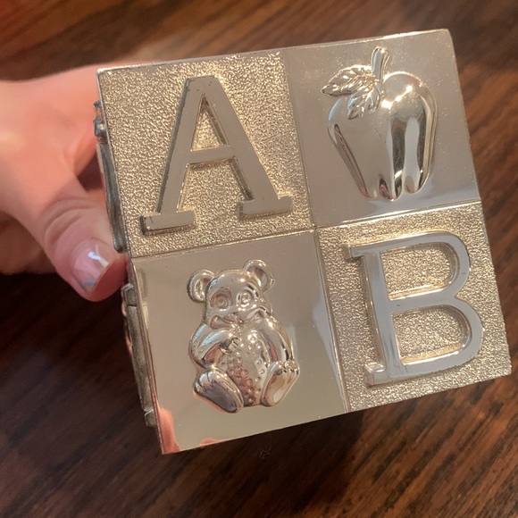 Silver metal ABC cube piggy bank - Picture 3 of 7
